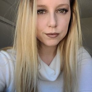 Meet your Posher, Sherry